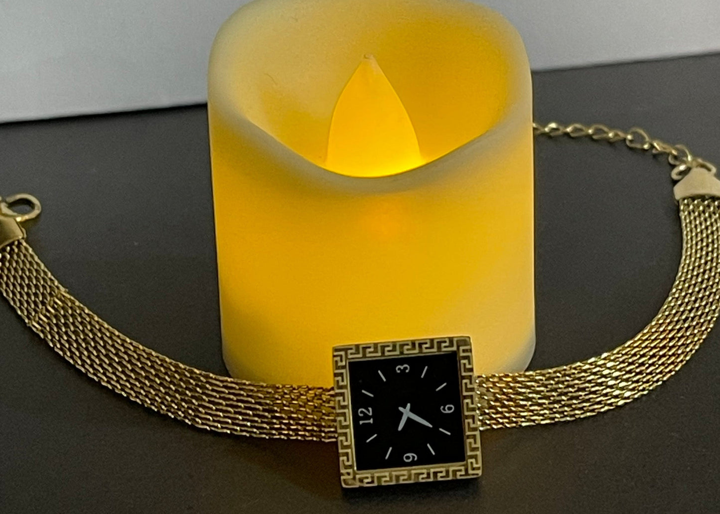 Royal Geometric Timepiece Mesh Bracelet – Stainless Steel